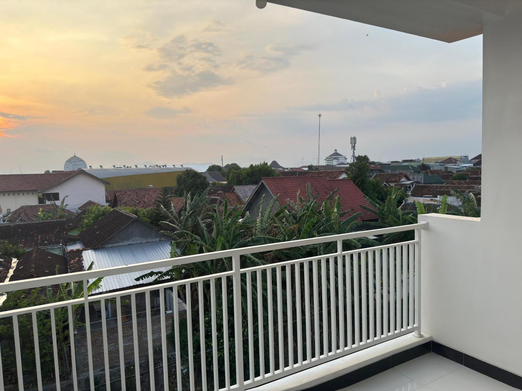 Han Gang Syariah Ponorogo Esterno foto